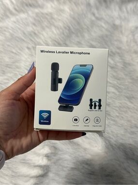 Wireless Lavalier Microphone
